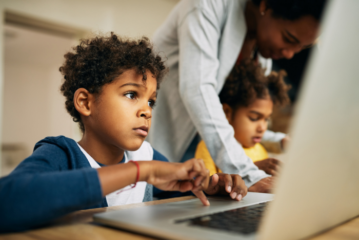 Como estabelecer métricas de sucesso significativas para o e-learning